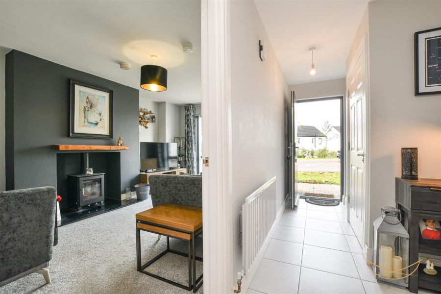 4 Oakwood Avenue