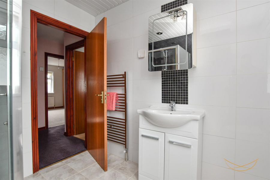 5 Abercorn Court