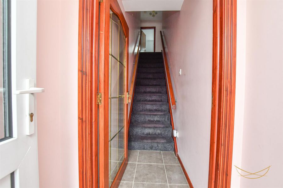 5 Abercorn Court