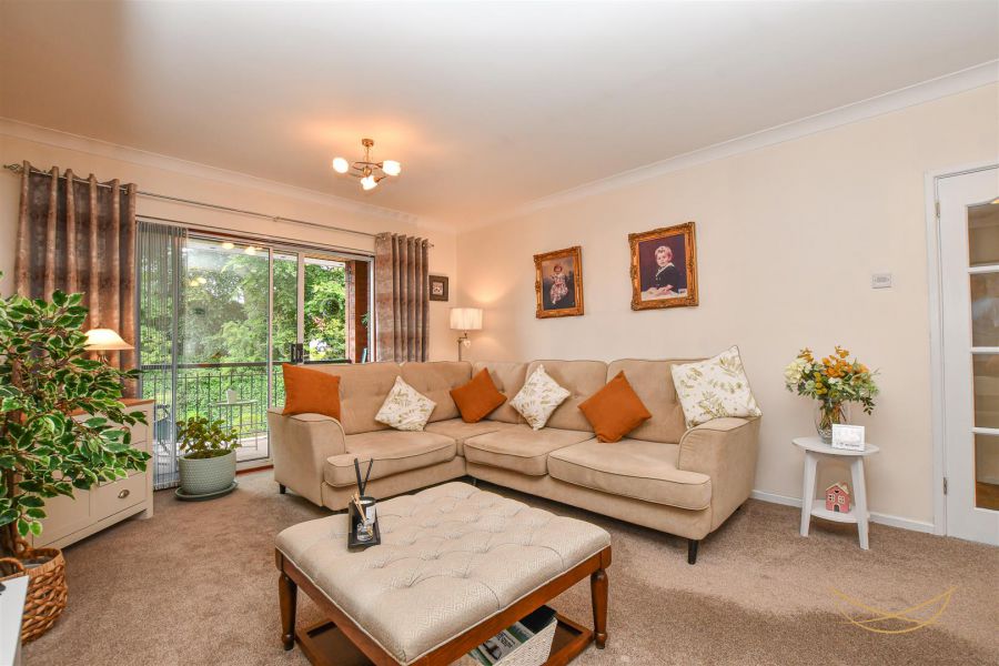 31 Rose Gardens