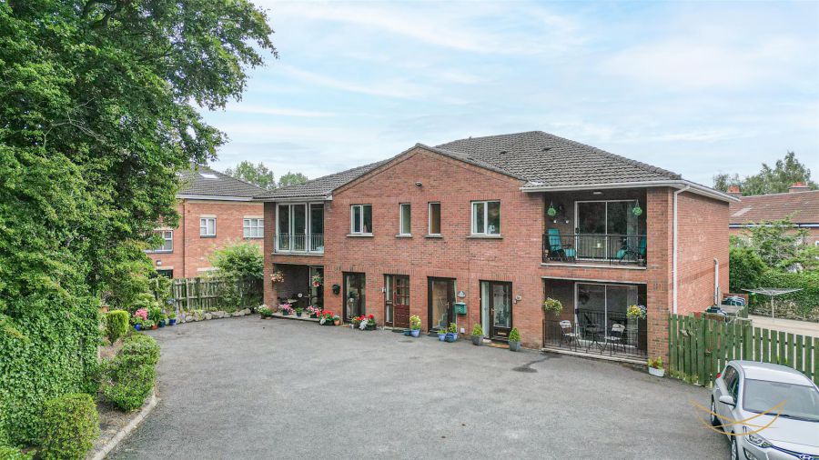 31 Rose Gardens