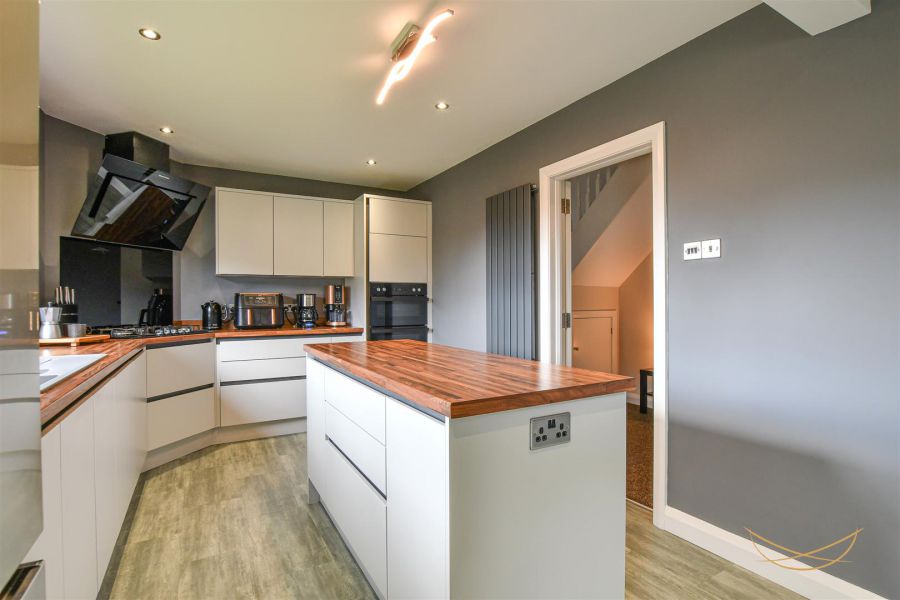 2 Copperwood Way