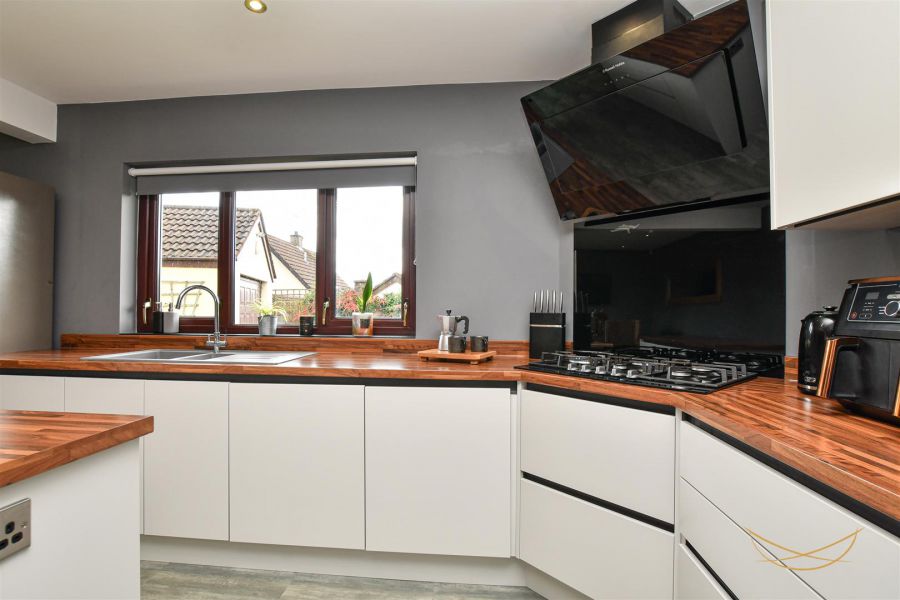 2 Copperwood Way