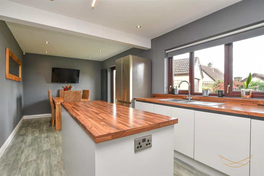 2 Copperwood Way