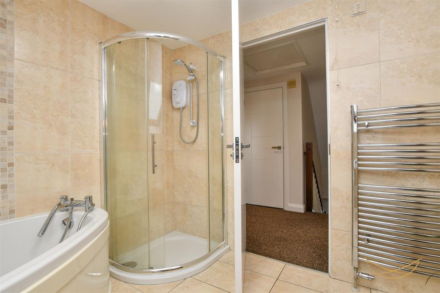 2 Copperwood Way