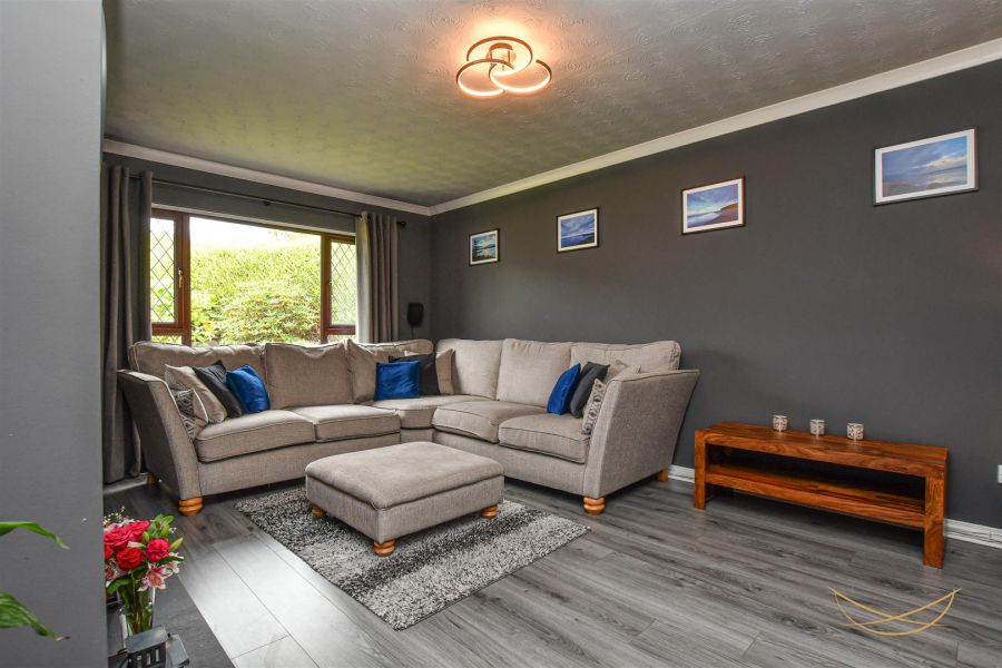 2 Copperwood Way