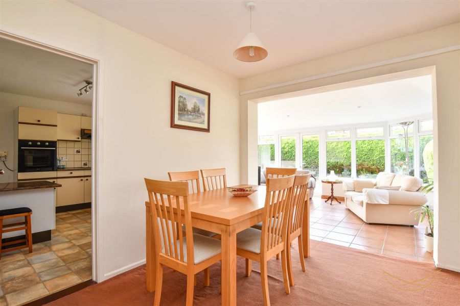 89 Clare Heights