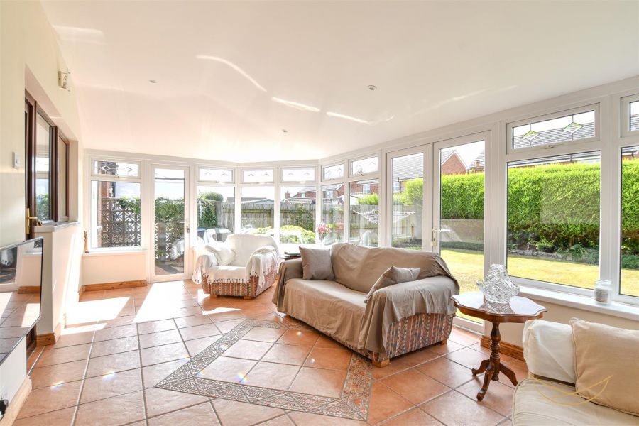89 Clare Heights