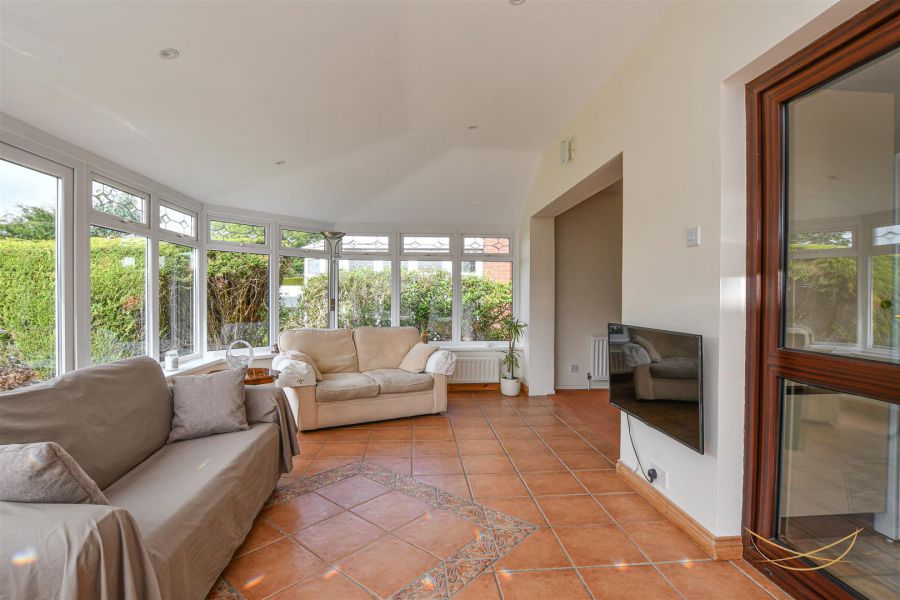 89 Clare Heights