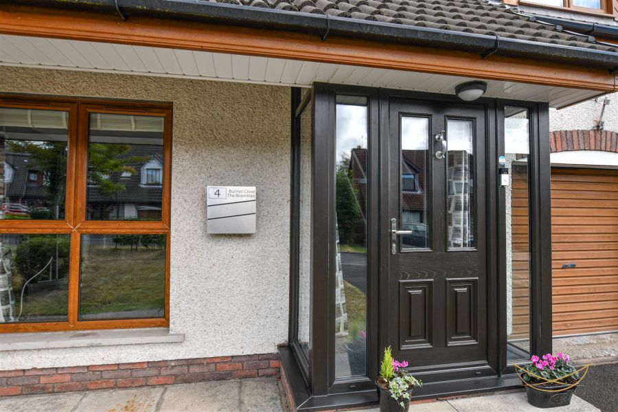4 Burnet Close