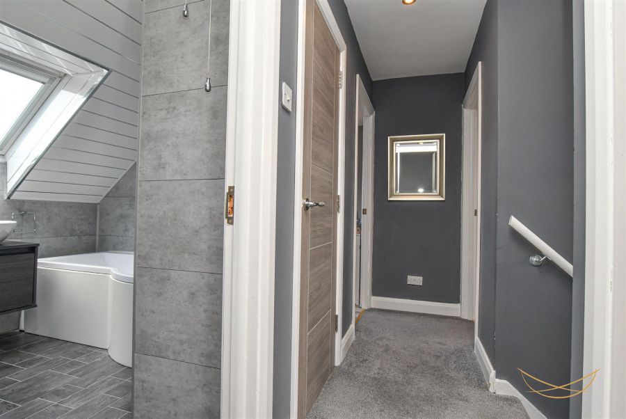 4 Burnet Close
