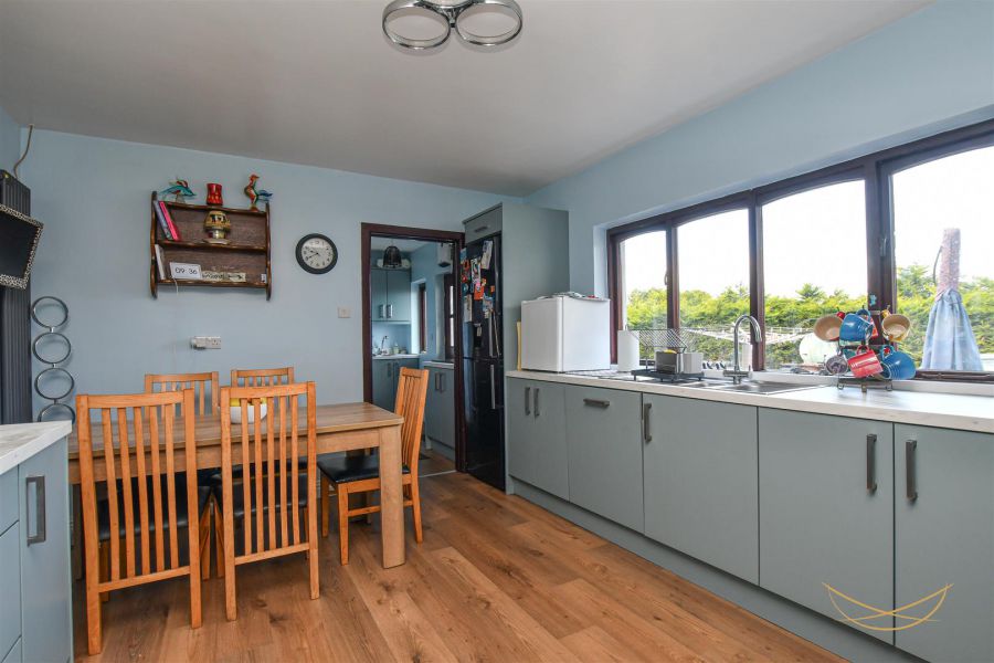 14 Ballycraigy Road South