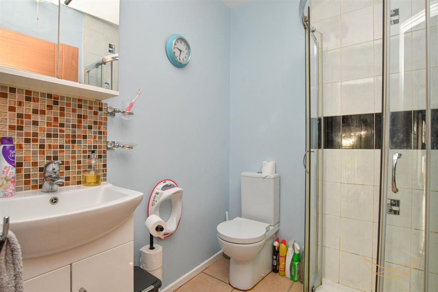 14 Ballycraigy Road South