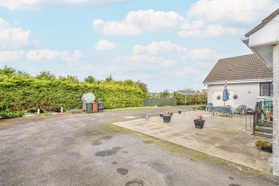 14 Ballycraigy Road South 14 Ballycraigy Road South