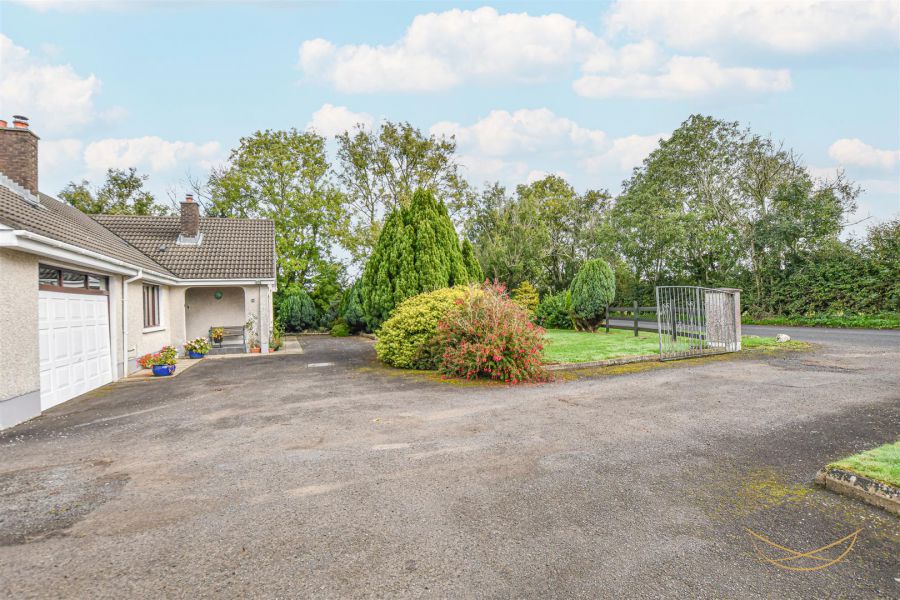 14 Ballycraigy Road South
