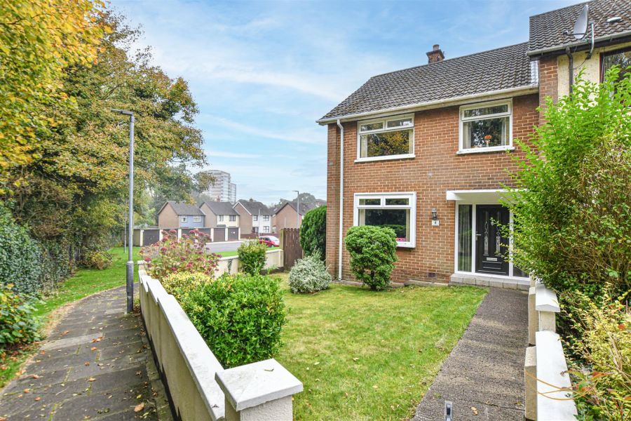 4 Wynthorpe Grove