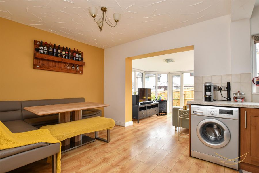 4 Wynthorpe Grove