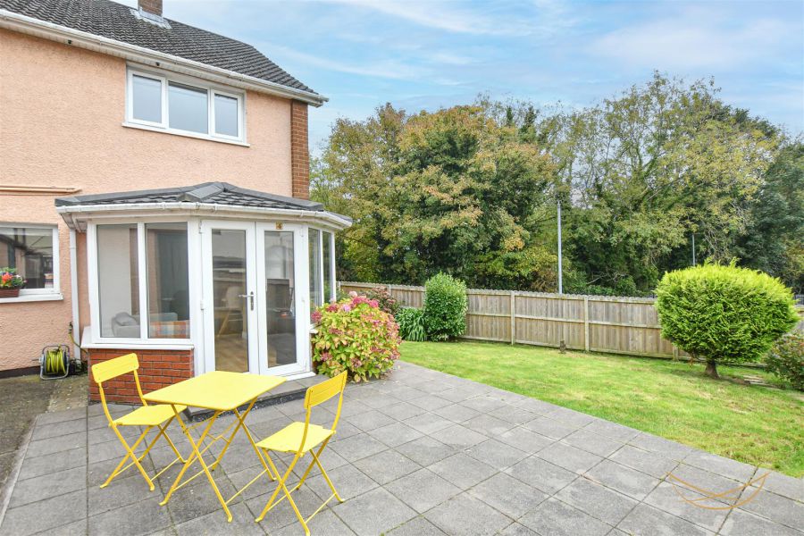 4 Wynthorpe Grove