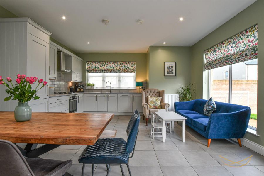 16 Hartley Hall Avenue 16 Hartley Hall Avenue