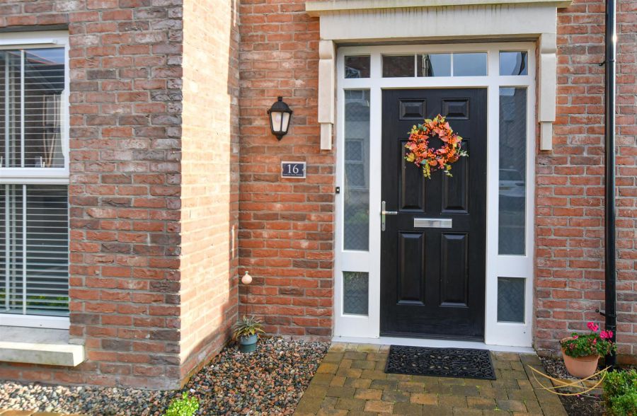 16 Hartley Hall Avenue