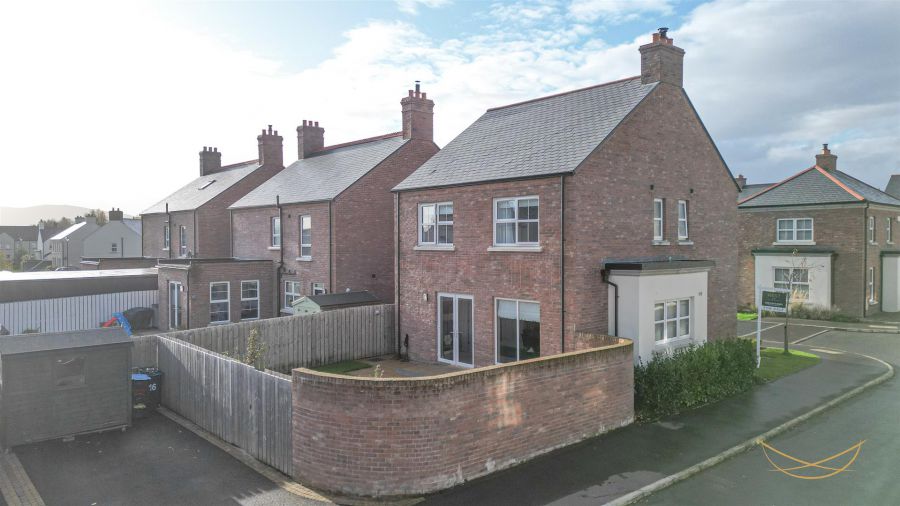 16 Hartley Hall Avenue