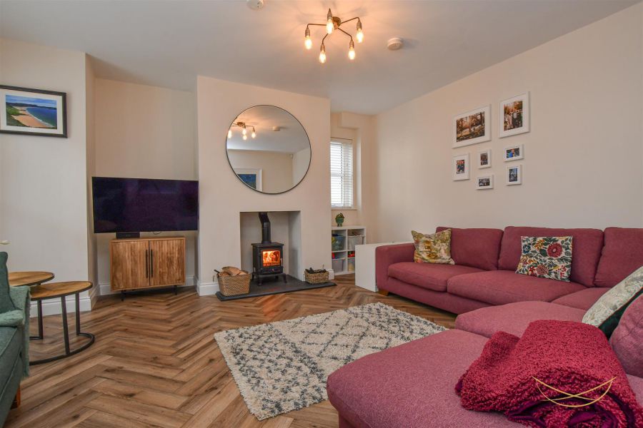 16 Hartley Hall Avenue 16 Hartley Hall Avenue