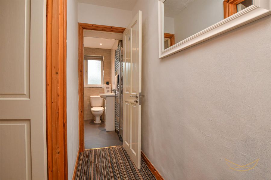 10 Russellstown Road