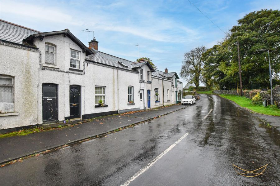 10 Russellstown Road