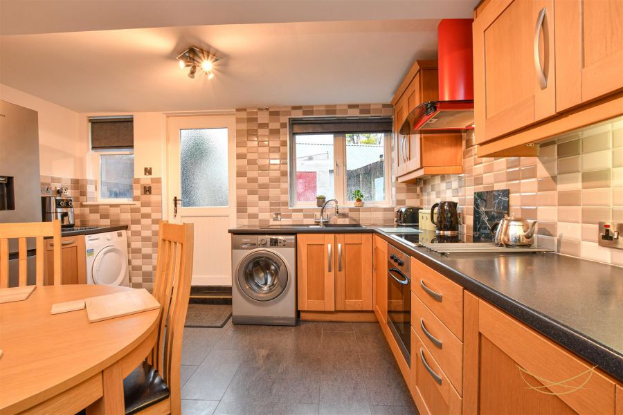 10 Russellstown Road