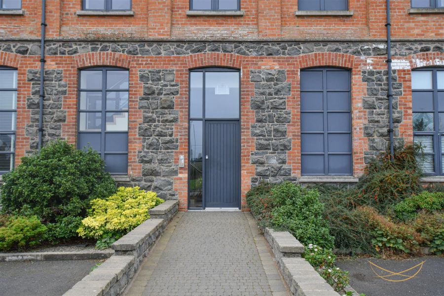 7 Mill Green