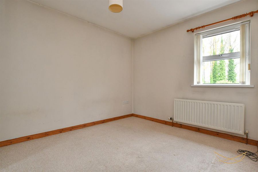 11 Glen Mews