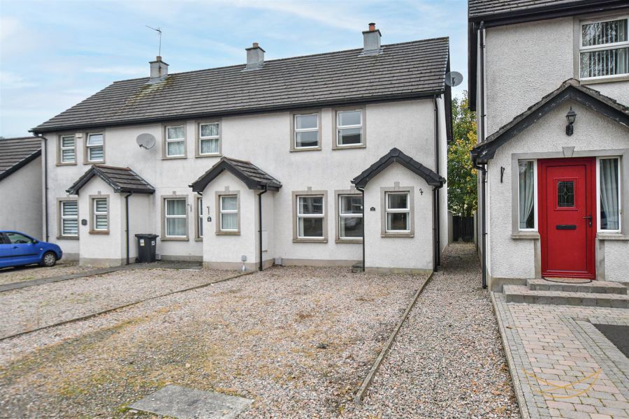 11 Glen Mews
