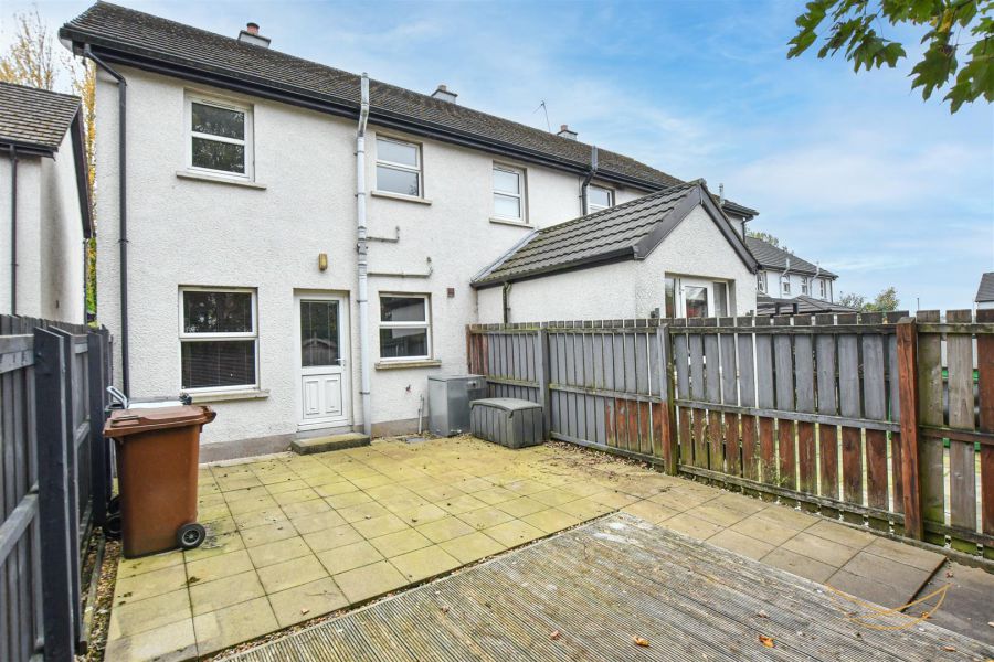 11 Glen Mews
