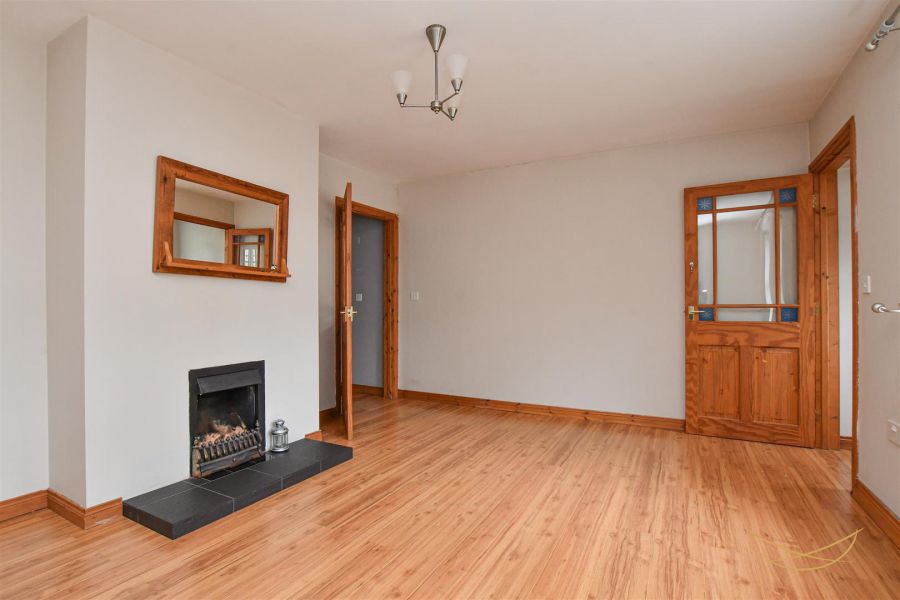 11 Glen Mews