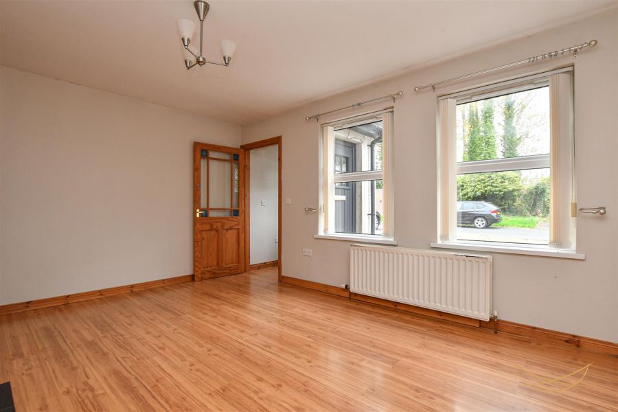 11 Glen Mews