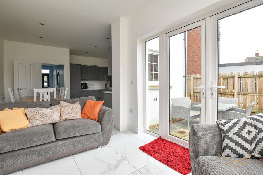 47 Blackrock Crescent