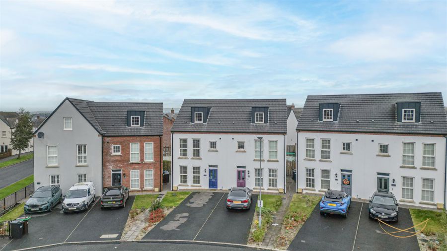 47 Blackrock Crescent