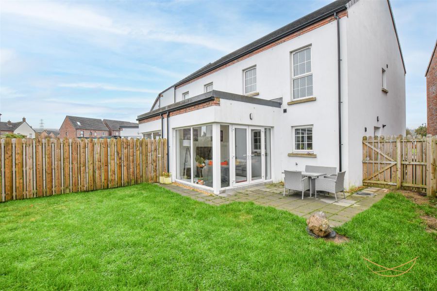 47 Blackrock Crescent