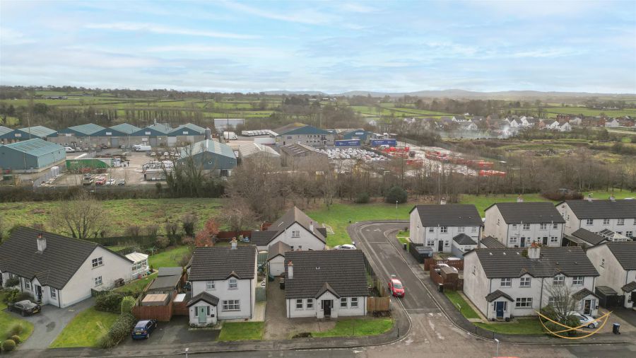 58 Huntingdale Court