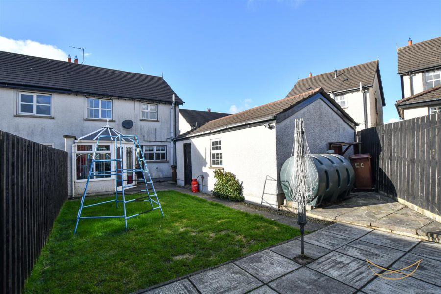 10 Huntingdale Crescent