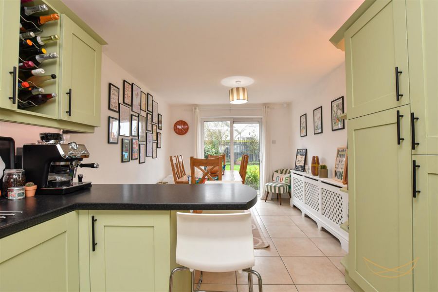 68 Huntingdale Green