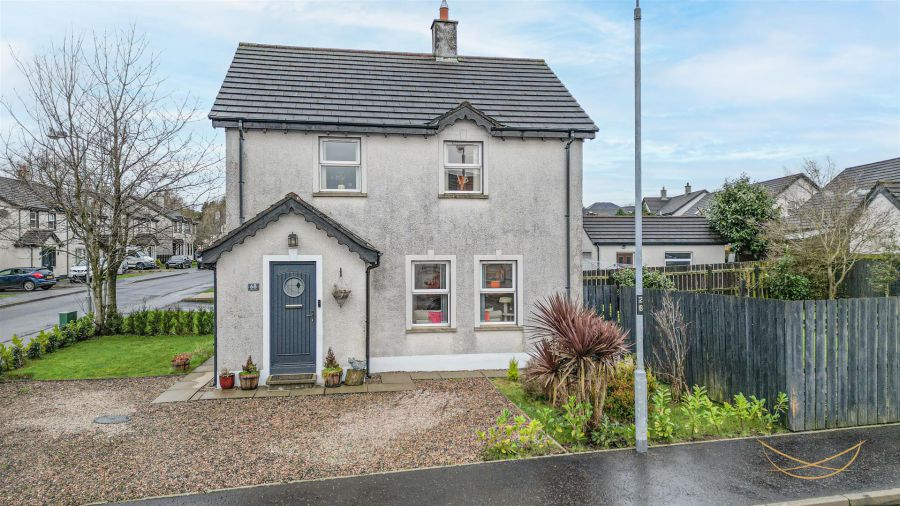 68 Huntingdale Green