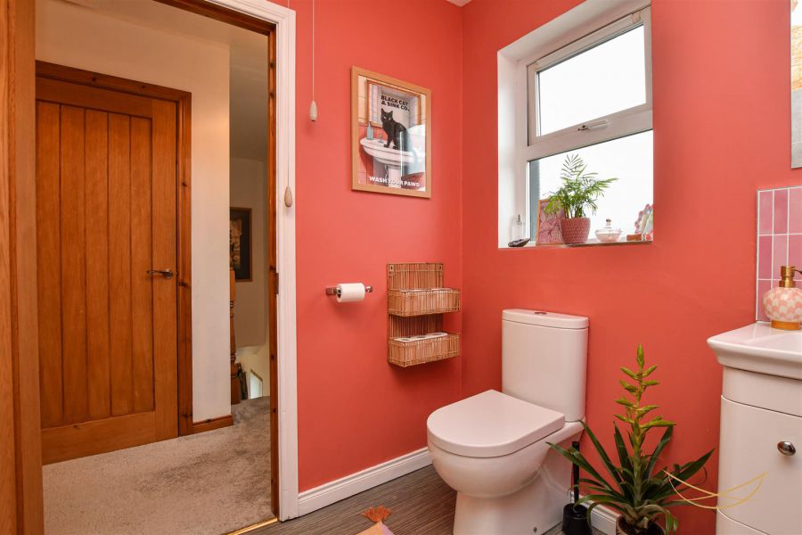 68 Huntingdale Green