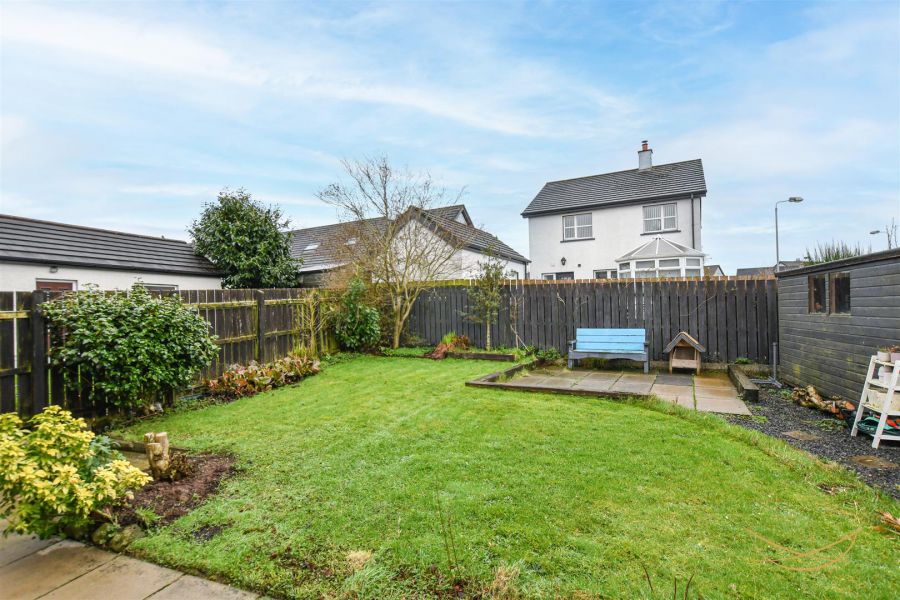 68 Huntingdale Green