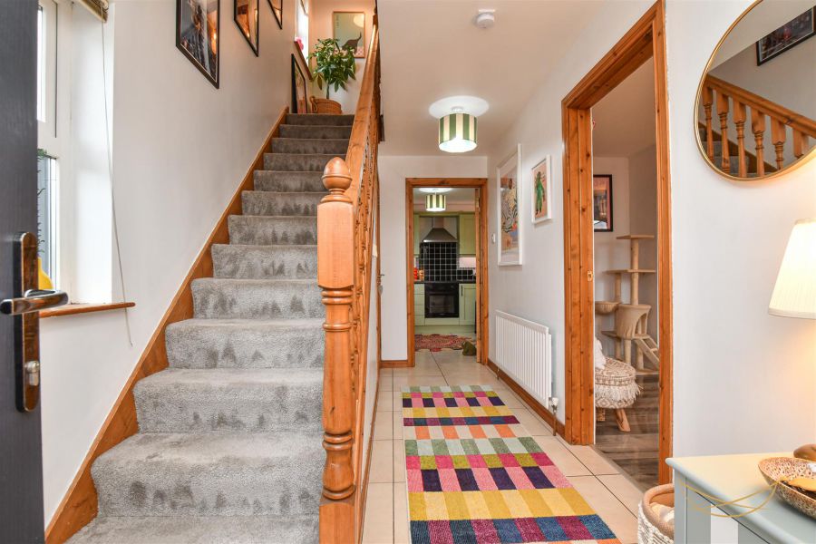 68 Huntingdale Green