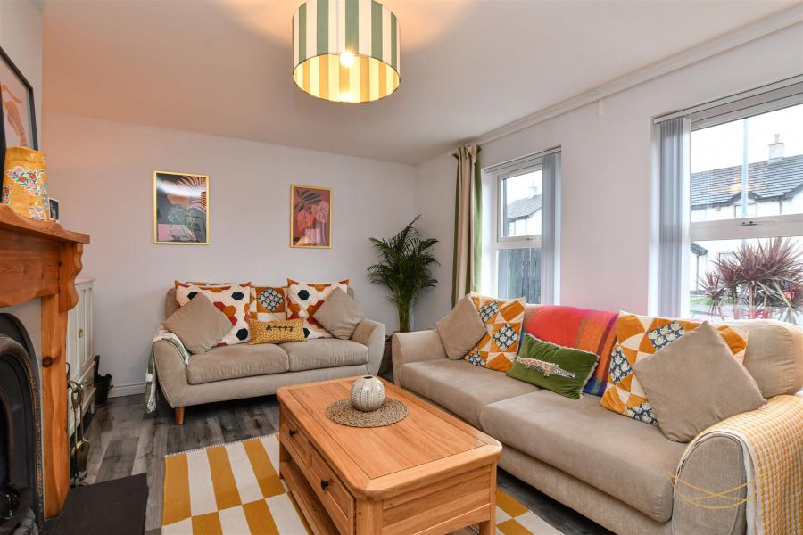 68 Huntingdale Green