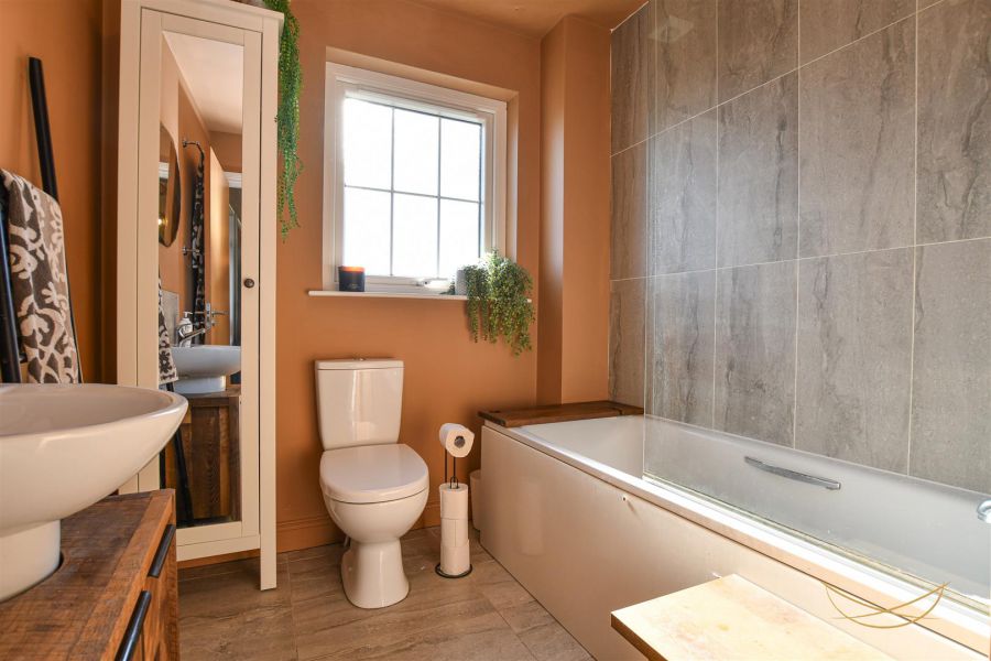 52 Fairview Farm Road