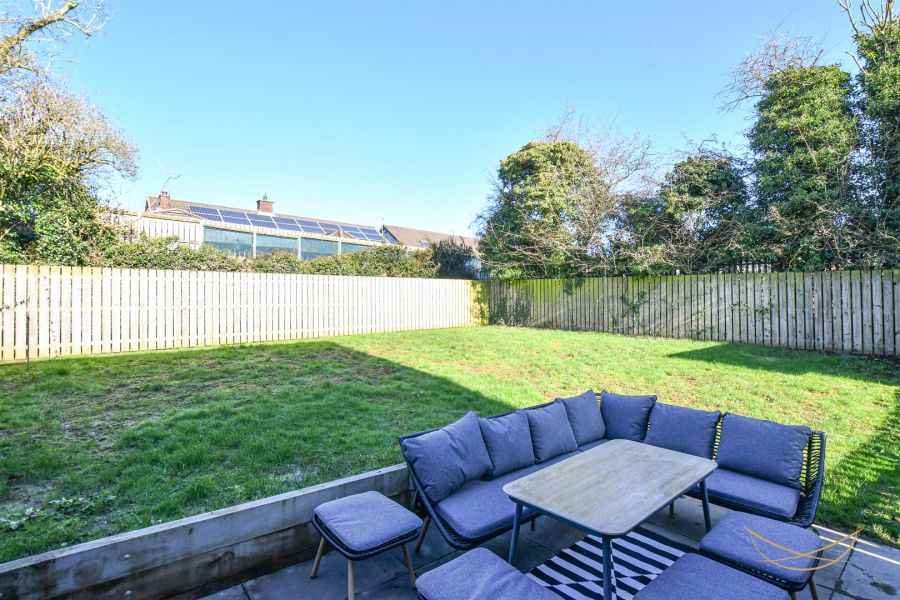 52 Fairview Farm Road