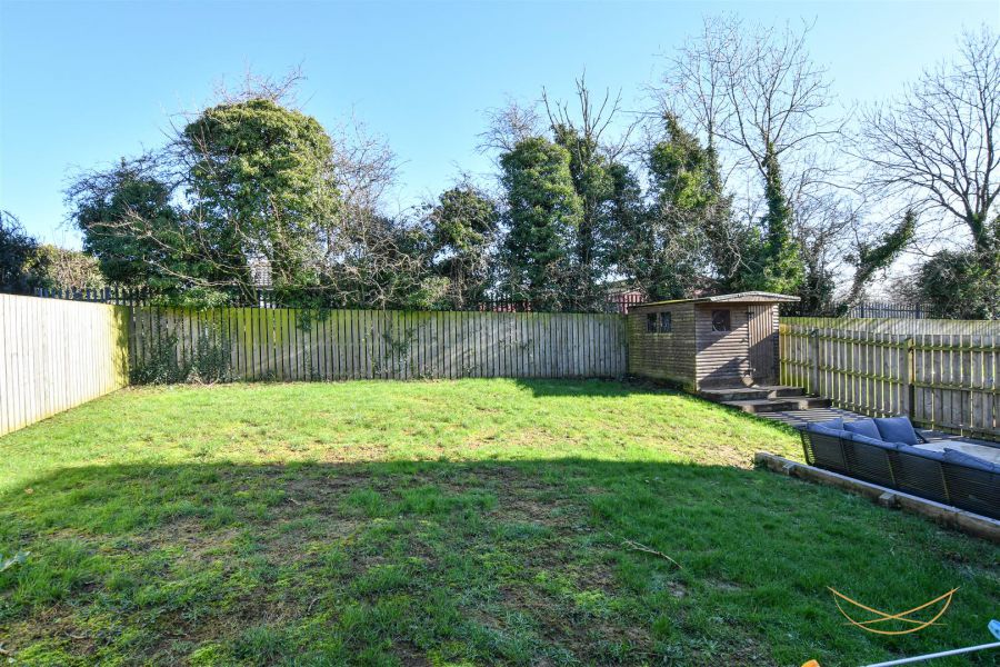 52 Fairview Farm Road