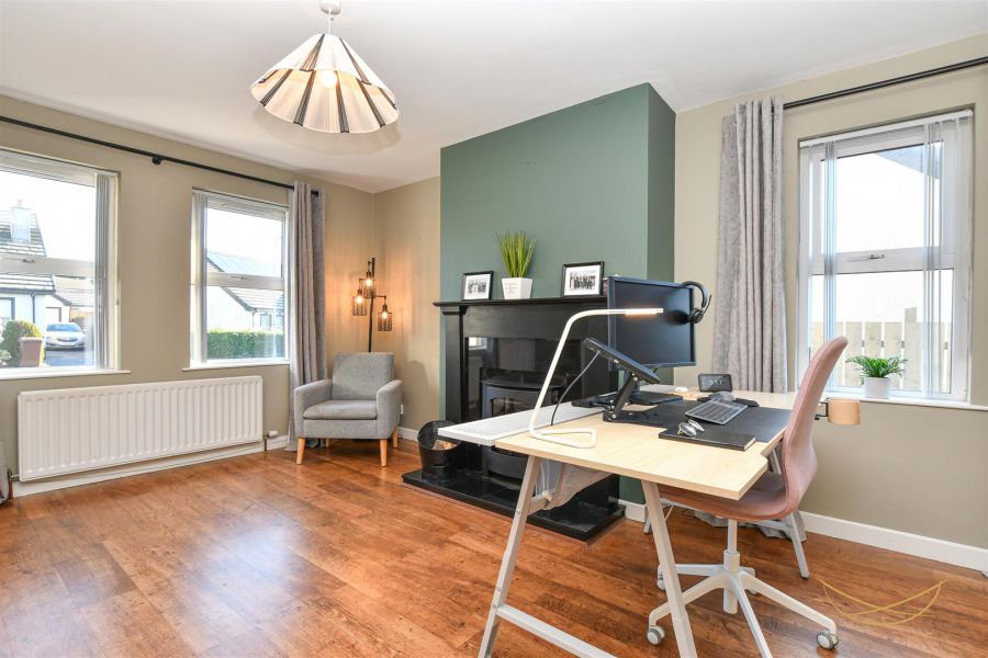 97 Huntingdale Grange